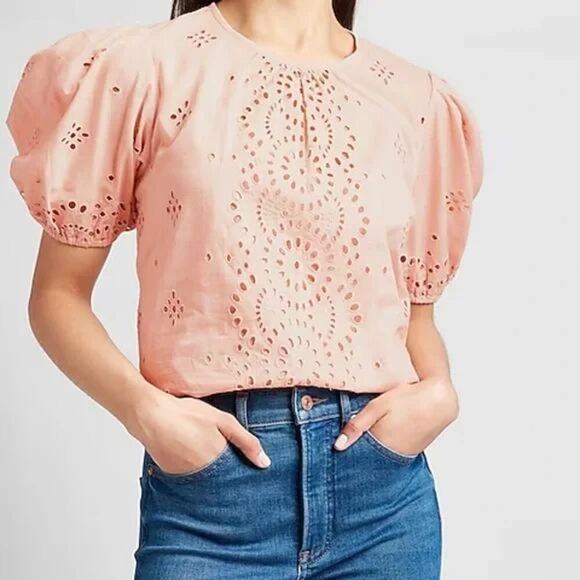 EXPRESS Pink Blouse NWT Sz Small fit Med $68 MSRP - Picture 1 of 6
